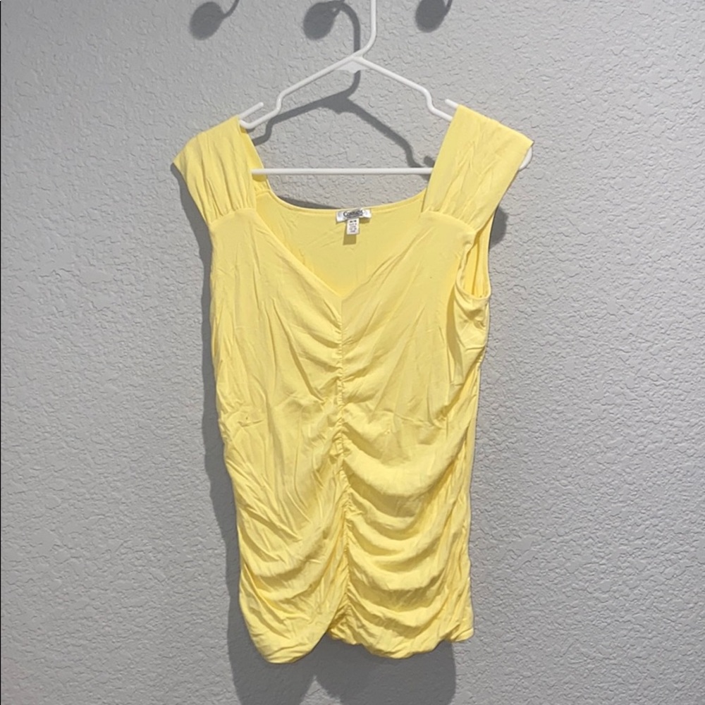 Light yellow ruched top